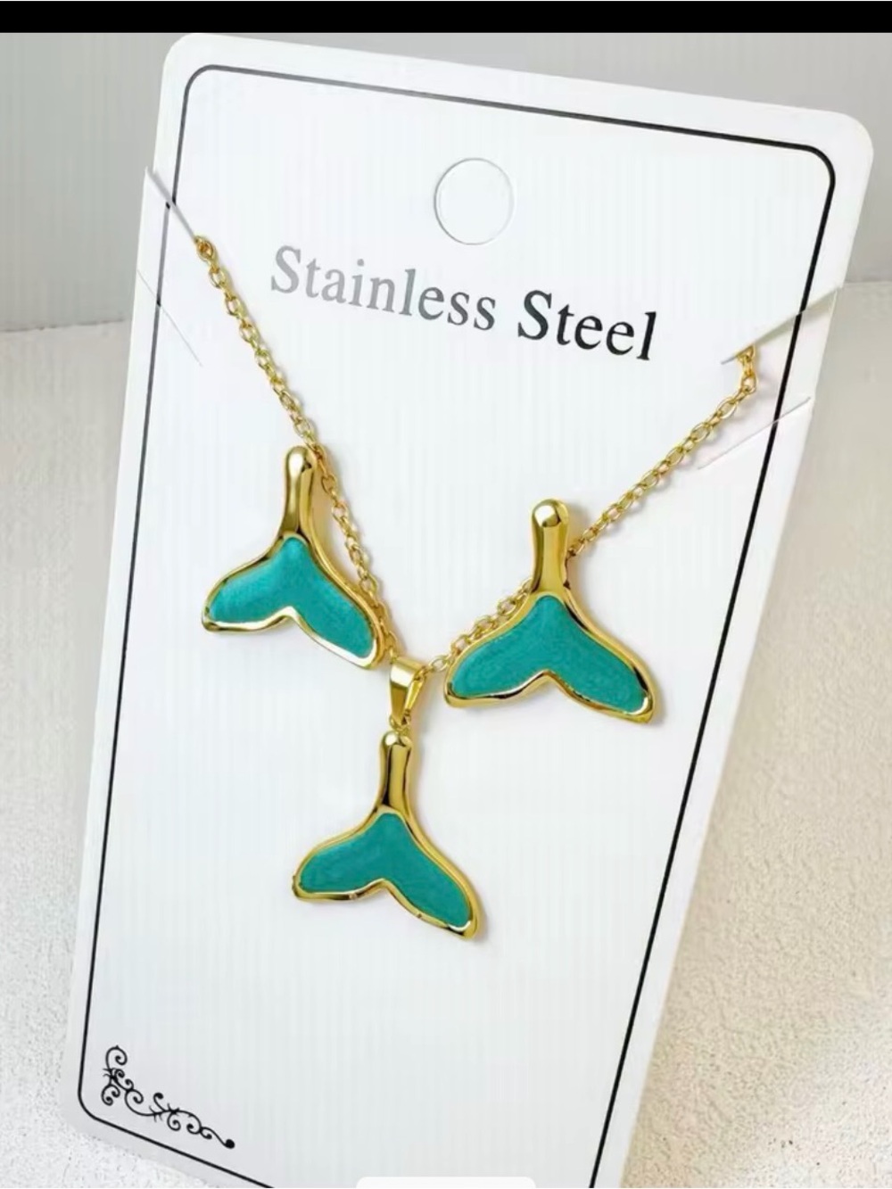 Gold-Plated Turquoise Whale Tail Necklace Set